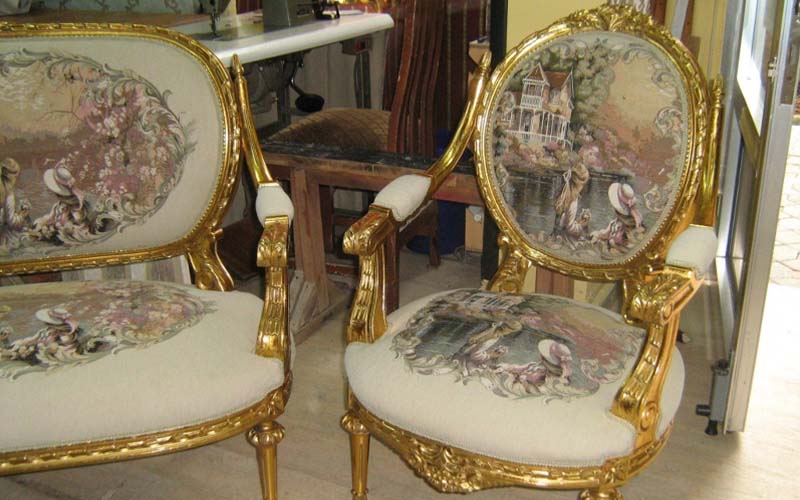 altın renkli sandalye,gold sandalye yapımı,klasik sandalye modelleri,şevval koltuk